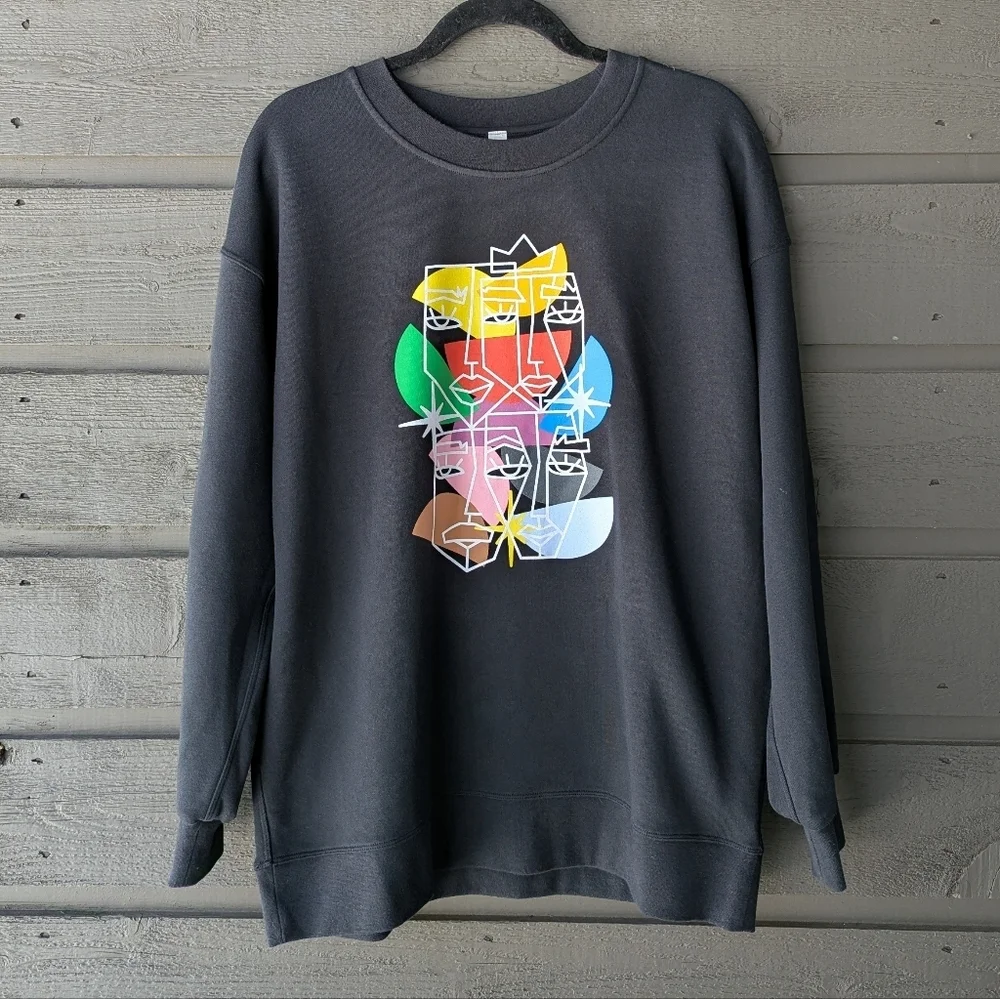 NWOT Lululemon Perfectly Oversized Crew *Pride Black (First Release) Size 6
